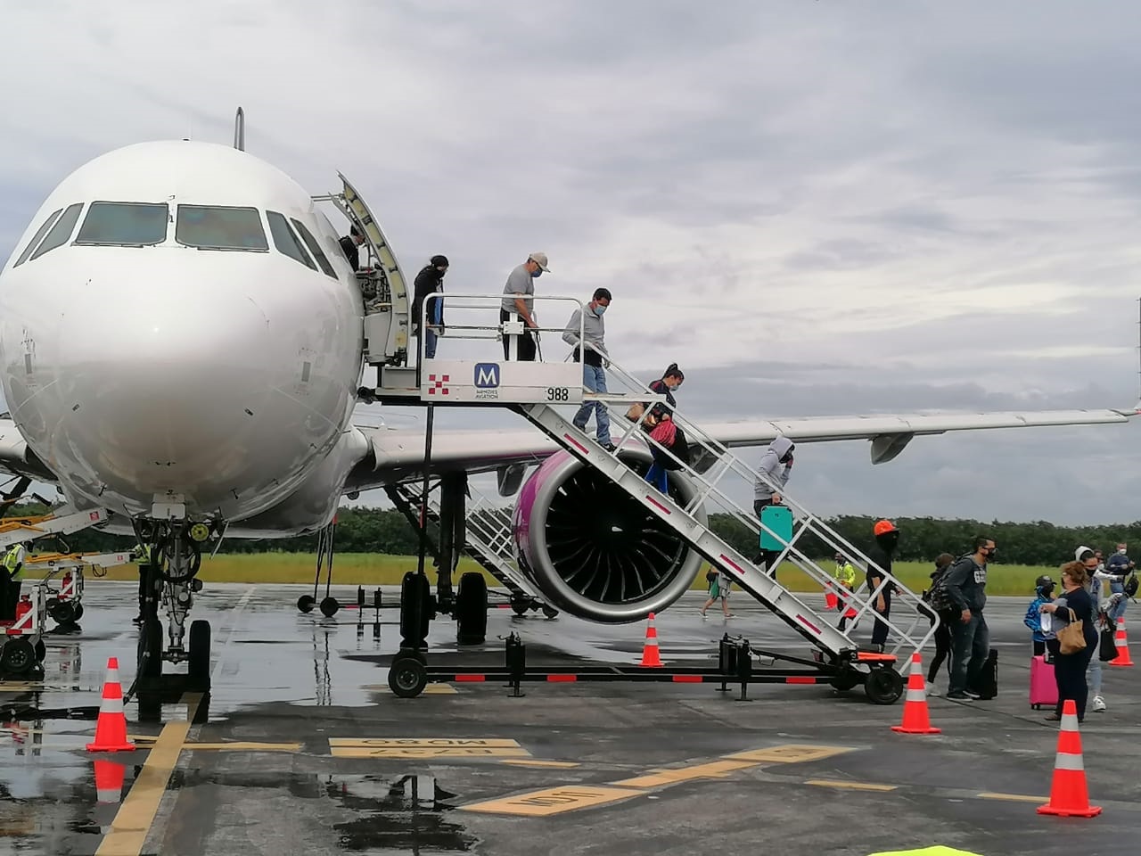 Cozumel recupera su conectividad aérea con nuevo vuelo desde la CDMX -  Encadena Noticias