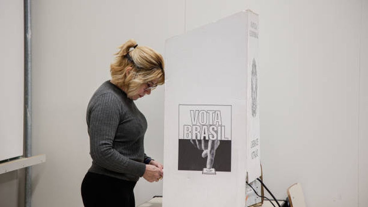 Elecciones en Brasil se definirán con la segunda vuelta