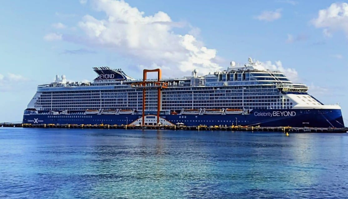 Mahahual y Cozumel reciben al crucero de élite, Beyond de la compañía Celebrity Cruise