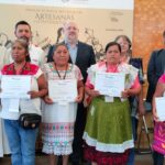 Artesana de Kopchén representa a México en el Premio Iberoamericano de Artesanías